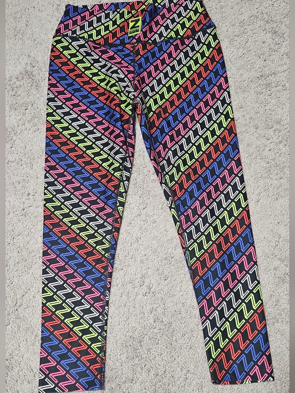 Zumba Fitness Neon Chevron 'Z' Print Leggings - Black Multicolor